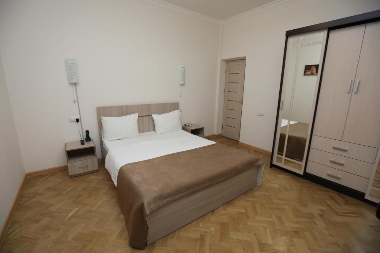 Alba Hotel Yerevan Ngoại thất bức ảnh