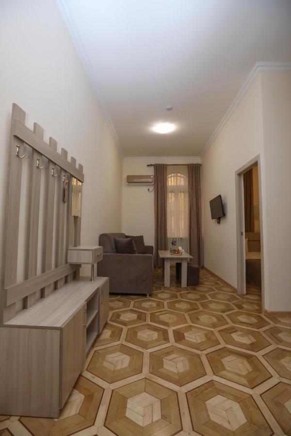 Alba Hotel Yerevan Ngoại thất bức ảnh